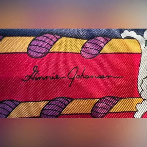 VINTAGE: Ginnie Johansen | ladies tassels & chains silk scarf. - Picture 7 of 12